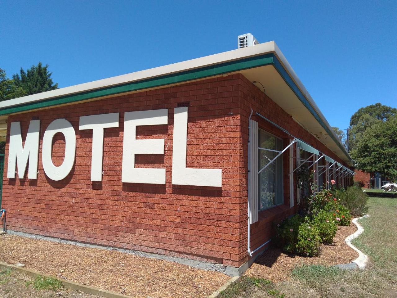 Armidale Rose Villa Motel Extérieur photo